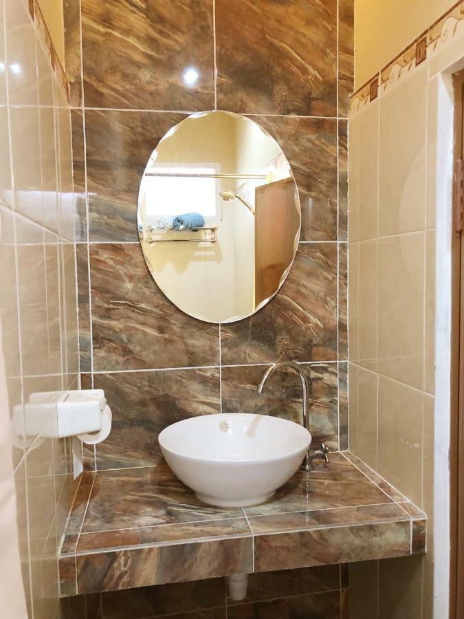 Argya Guesthouse Джокьякарта Экстерьер фото
